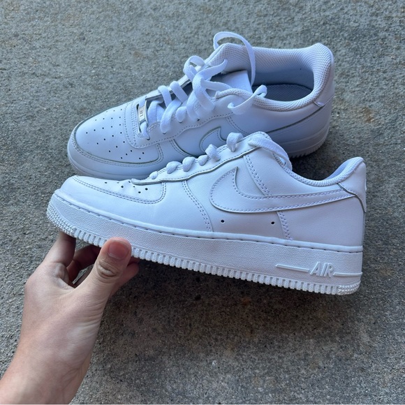 Womens All White Nike Air Force Ones Low Tops - Picture 2 of 8